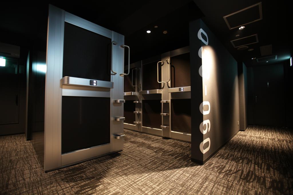 New Japan Capsule Hotel Cabana Osaka Room photo